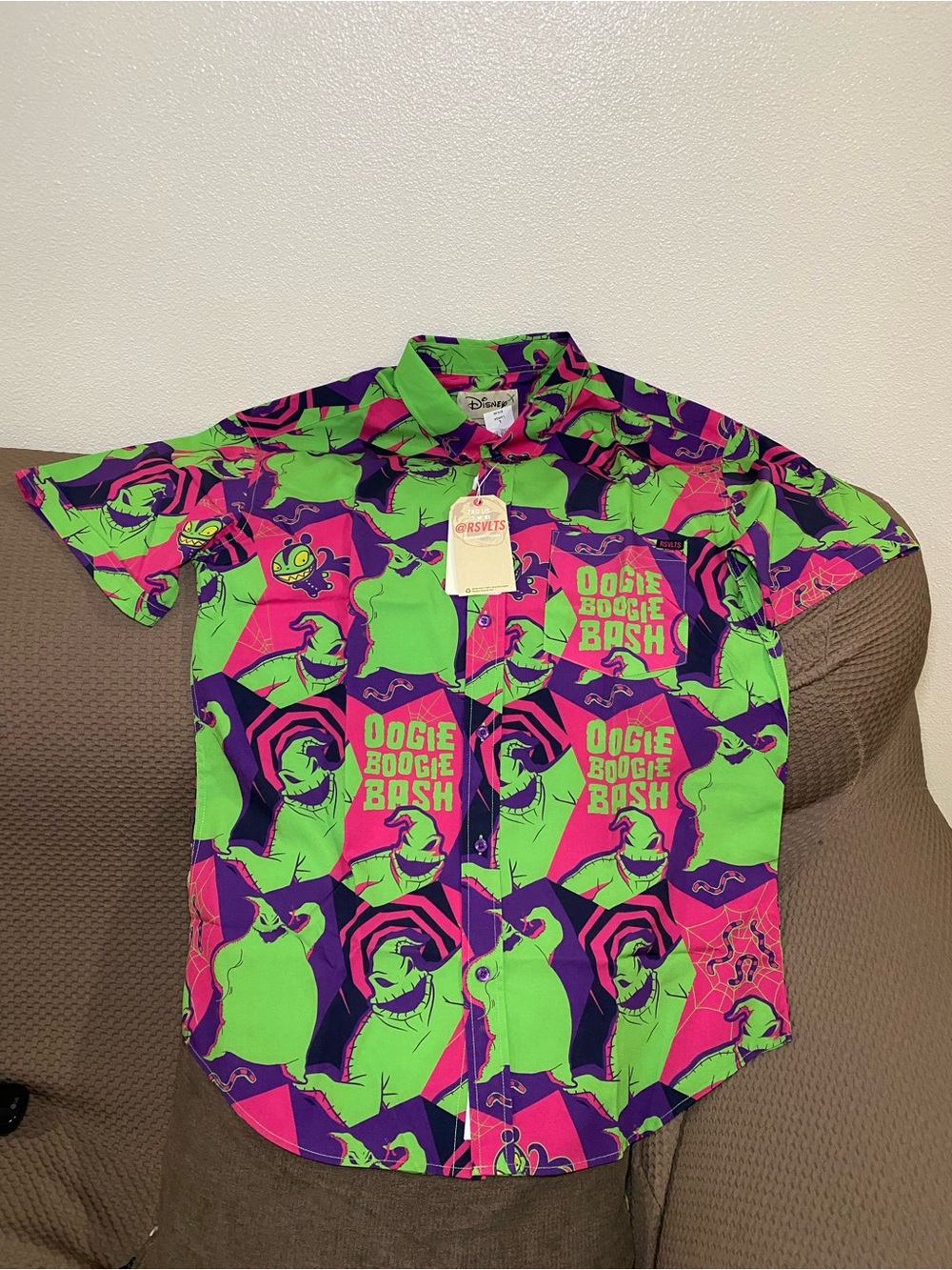 Disney Parks RSVLTS DCA Oogie Boogie Bash Short Sleeve Button Up Shirt L/Large